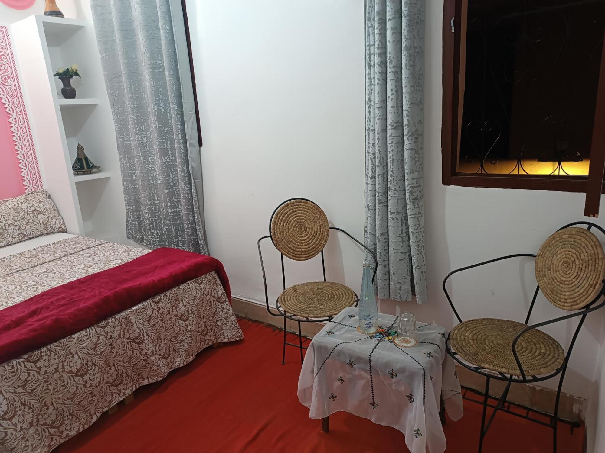 Habitación en casa particular Derb El Aarsa